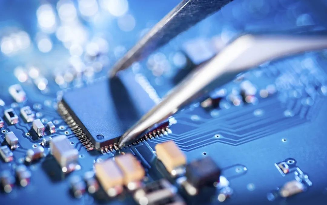 專業(yè)收購(gòu)XILINX、APPLE、ALTERA、AD、MAXIM、ST、TI、ATMEL、NXP芯片